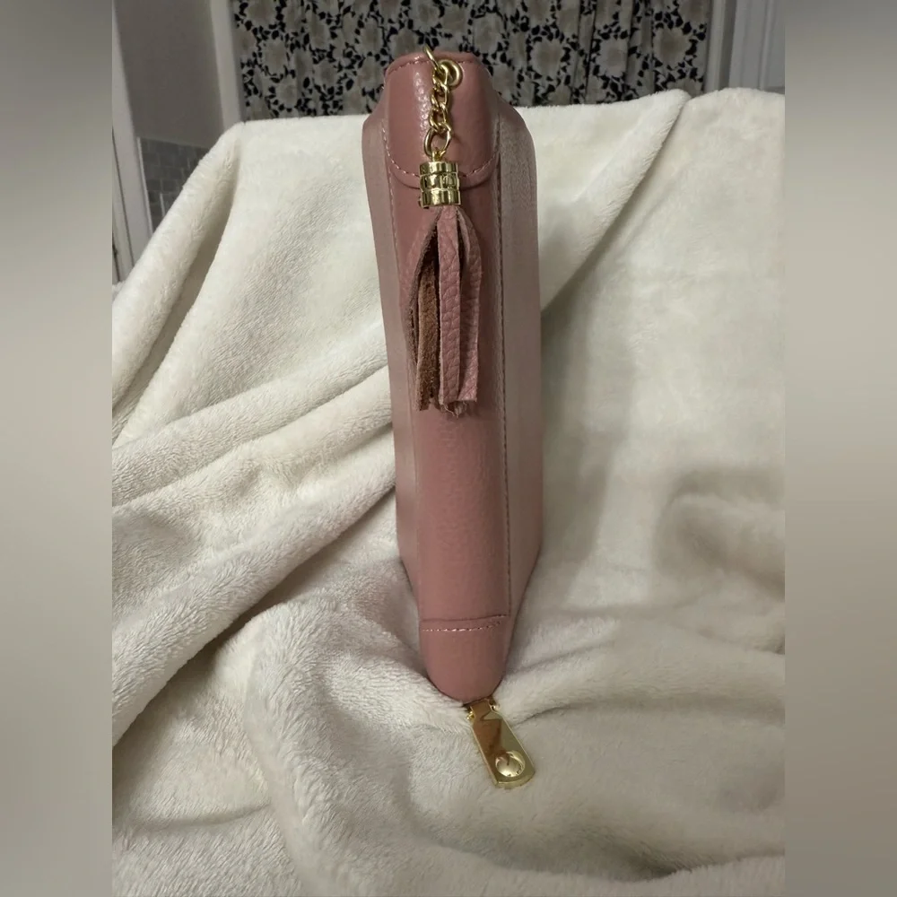 Business card holder